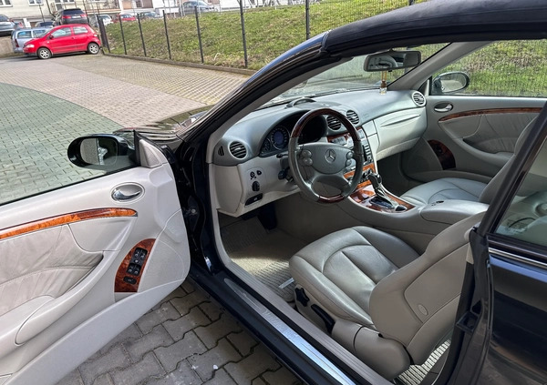 Mercedes-Benz CLK cena 37900 przebieg: 225752, rok produkcji 2004 z Ciechanów małe 92